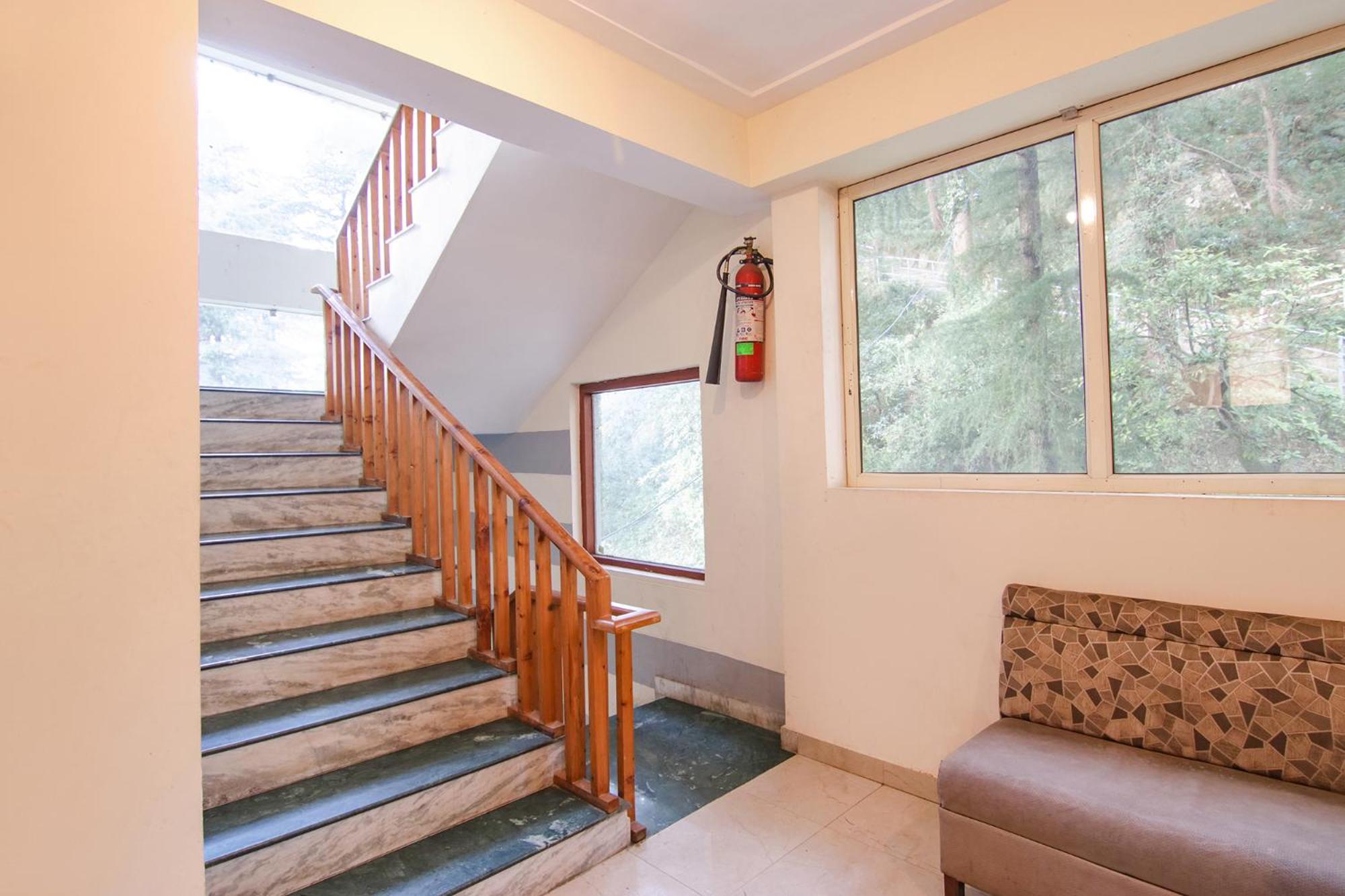 White Water Inn Mcleodganj Дхарамсала Екстериор снимка